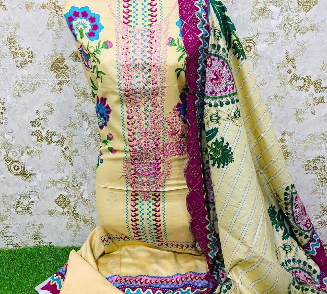 kastoori imbrided lawn suits