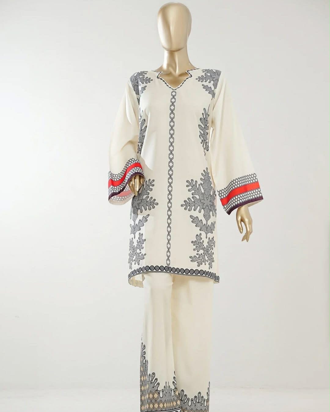 Printed Lawn stitched Suit by Amna Khatija