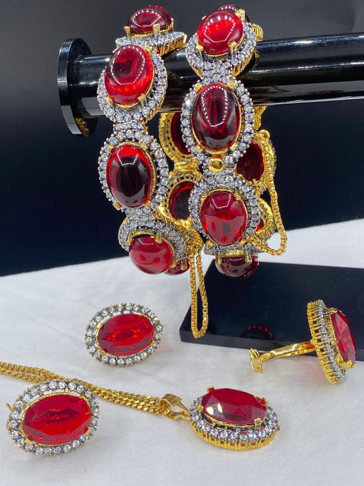 Royal Sapphire Crystal Jewelry Set – 5-Piece Gold-Tone