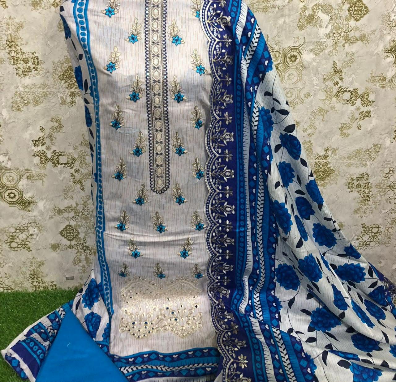 kastoori imbrided lawn suits
